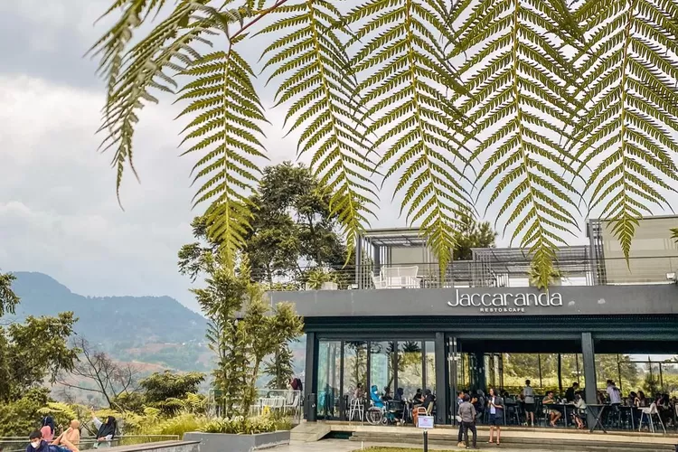 The Upper Clift Resort and Cafe Sentul, destinasi wisata yang cocok untuk healing (Instagram @coffeescopejkt )