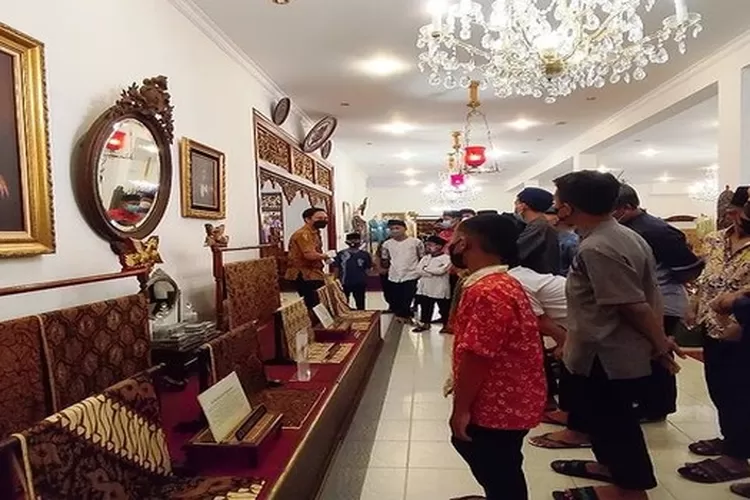 Museum Batik Danar Hadi, salah satu wisata budaya yang berisi banyak koleksi batik  (instagram @ museumdanarhadi)