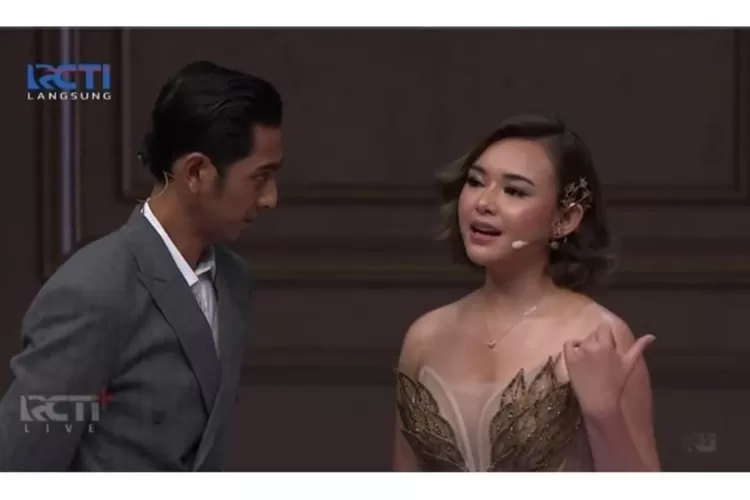 Arya Saloka dan Amanda Manopo saat rayakan anniversary 2 tahun. (Gorajuara/ dok: Instagram/ aladin.words)