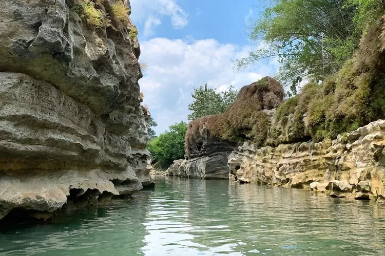 Potret keindahan Kedungjati sungai Oyo (Instagram.com/potraits_of_indonesia)