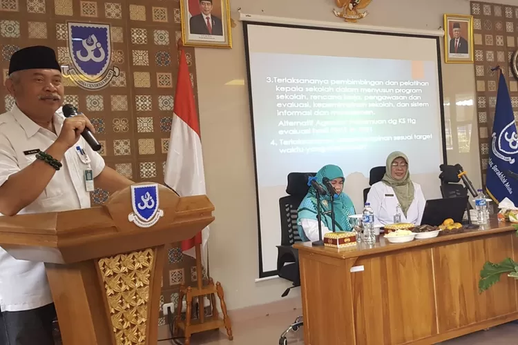 Musyawarah Kerja Kepala Sekolah (MKKS) SMP Sub Rayon 01 beserta para Wakil Kepala Sekolah Bidang Kurikulum Kabupaten Bandung 