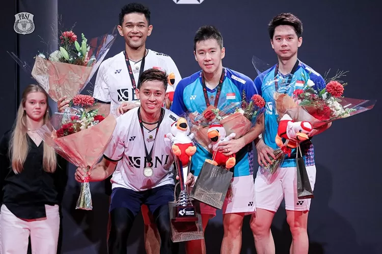 Detik-detik pasangan ganda putra Indonesia Fajar/Rian dan The Minions disebut dari Malaysia di Denmark Open 2022 (Twitter @INABadminton)