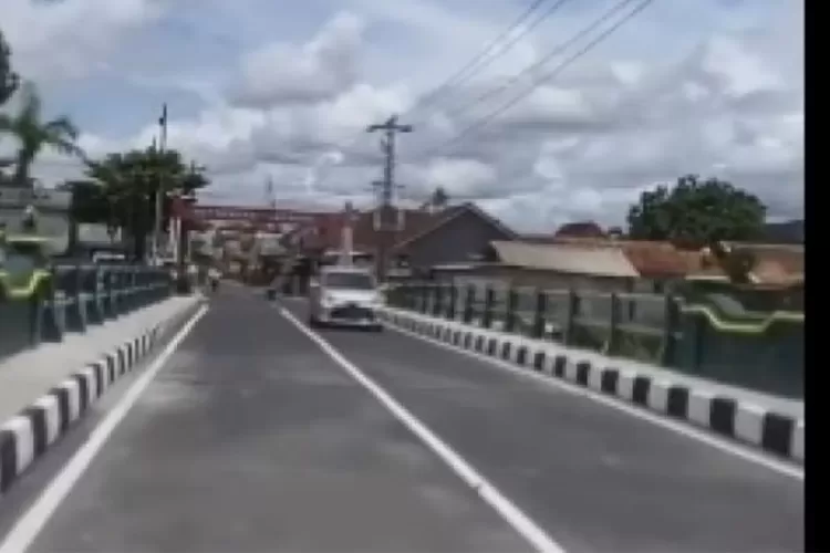 Penampakan Jembatan Merah Gejayan yang Baru (Akun  Twitter Merapi Uncover, melalui Suarajogja.id)