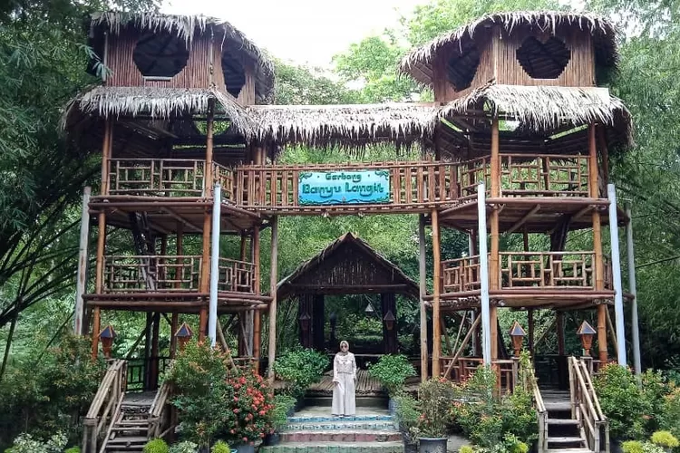 Serunya wisata gratis di Gerbang Banyu Langit Bantul Yogyakarta (Instagram @nessynovia)