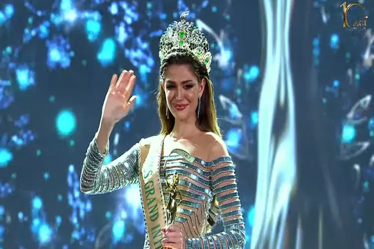 Profil Isabella Menin Pemenang Miss Grand International 2022 yang Mengalahkan 67 Wanita dari Berbagai Negara di Dunia (Tangkapan Layar Akun Youtube Grand TV)