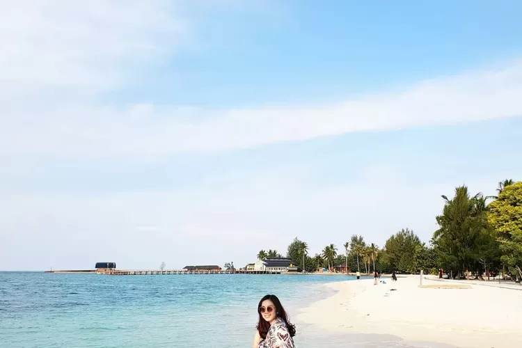 Keindahan destinasi wisata Pulau Bokori yang ada di Kendari, Sulawesi Tenggara (Instagram @steffilunardy)