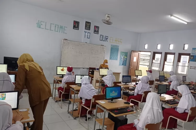 Pelaksanaan ANBK SDIT Nuurul Uluum gelombang ke-3 Sesi I (Catatan Fakta)