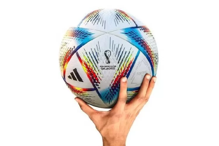 Bola resmi untuk Piala Dunia 2022 di Qatar buatan Madiun bernama Al Rihla (Instagram/@fifaworldcup)