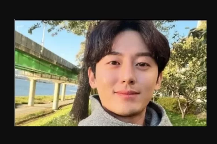 Profil Lee Ji-han, Aktor Korea Selatan yang jadi Korban Meninggal Dunia Tragedi Itaewon