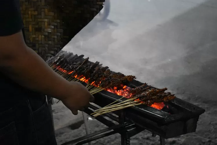 Serba-Serbi Sate! Ini 5 Jenis Sate Khas Jawa Tengah, Nomor 5 Ternyata dari Daging Persilangan Dua Hewan!