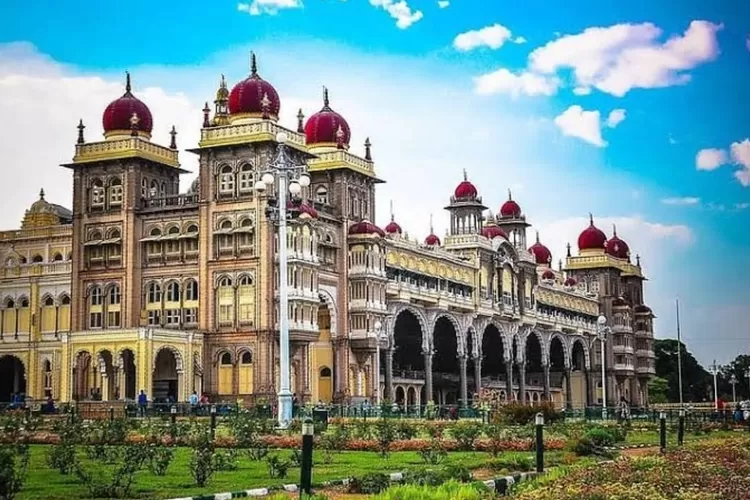 Ilustrasi. Istana Tipu Sultan di Mysore, India (www.tripadvisor.in)