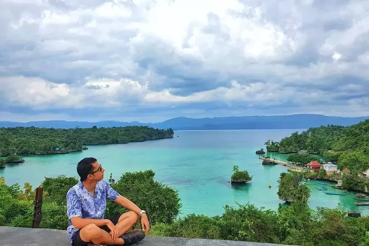 Pantai Meleura, destinasi wisata alam di Muna Sulawesi Tenggara (Instagram @explore__muna)