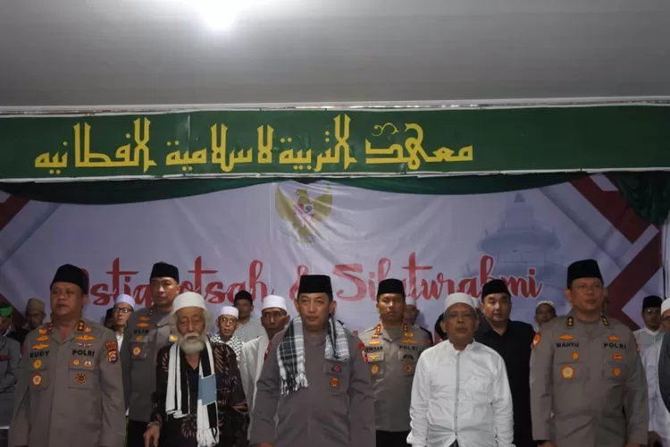 Kapolri minta dukungan ulama (Islamadania/Taufik Hidayat at-Tanari)