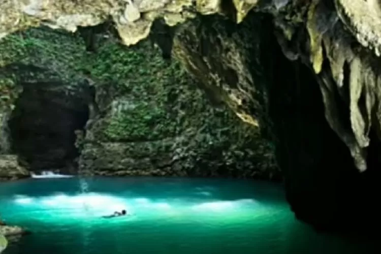 Gua Waikelo Sawah Sumba Barat Daya NTT (Tangkapan Layar YouTube Sumba Island )