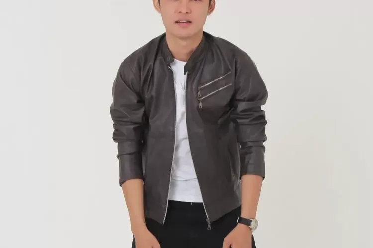 Evan Loss penyanyi dan pencipta lagu Full Senyum Sayang yang Trending di TikTok. (Akun Instagram @evanloss)