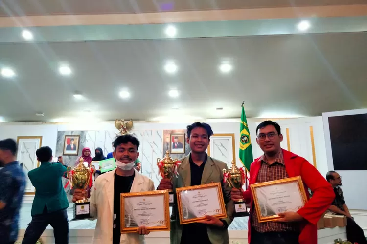 Mahasiswa Institut Agama Islam Sahid (INAIS) sukses menjadi juara 1 Lomba Inovasi Daerah Kabupaten Bogor, Kamis (03/11/2022). (Sumber foto / Bogor Times)