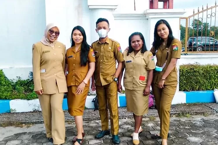 Ilustrasi tenaga guru. (iNSulteng.com)