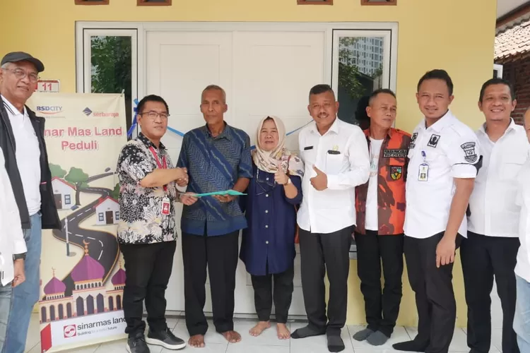 Sinar Mas Land gelontorkan dana sebesar Rp438.000.000.- untuk implementasi program Bantuan Renovasi Rumah milik warga disekitar BSD City   