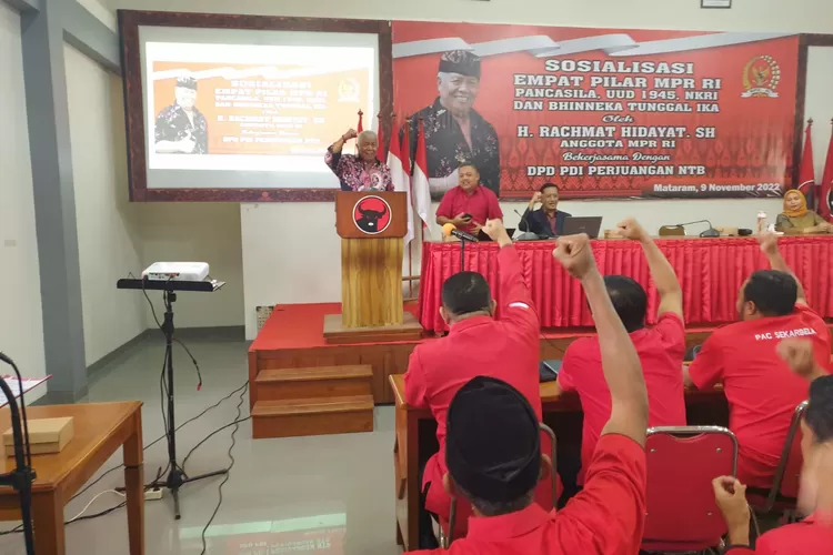Anggota DPR RI Dapil Lombok H Rachmat Hidayat tengah menggelar pertemuan empat pilar kebangsaan. (Suara Karya/Istimewa)