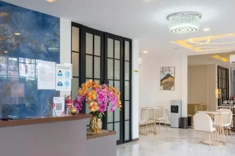Ini rekomendasi hotel murah paling dekat Stasiun Pasar Turi Surabaya (Tangkap layar Instagram @orangehotel_surabaya)