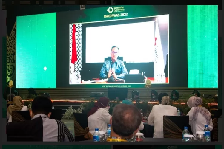 Rakorwas Kemenperin di Hotel Tentrem yang dibuka secara daring oleh Menteri Perindustrian. (Rahajeng Pramesi)