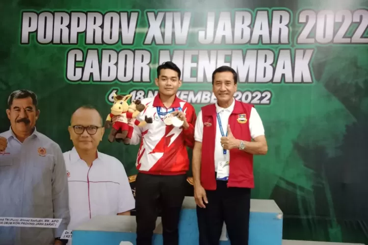Atlet muda asal Kabupaten Cirebon, Jawa Barat, M Wafi Ijlal Samodra berhasil meraih 2 medali di ajang Pekan Olahraga Provinsi (Porprov) Jawa Barat.