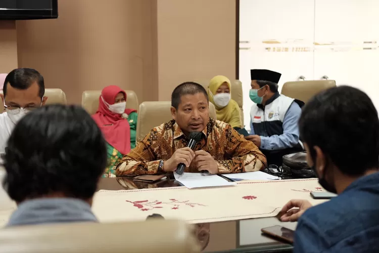 Kepala Dinas Pendidikan Kota Depok, Vijay  menjelaskan secara gamblang terkait relokasi SDN 01 Pocin