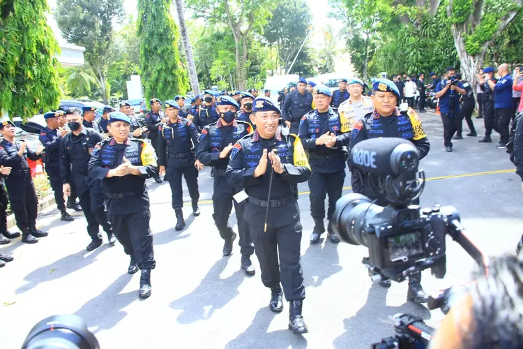 Kapolri Jenderal Pol Listyo Sigit Prabowo merayakan HUT Brimob ke 77 di tengah tengah pengamanan KTT G20 di Bali  (istimewa )