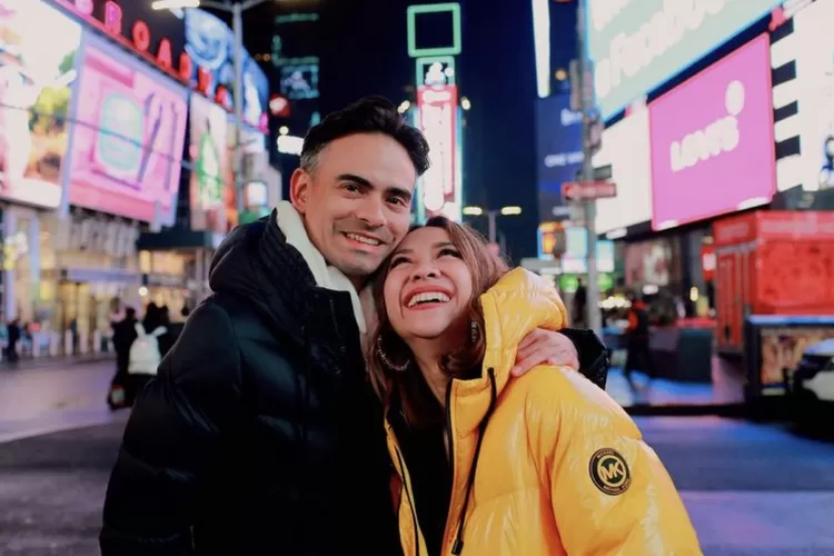 Belum Bisa Move On, Bunga Citra Lestari Masih Merindukan Sosok Ashraf Sinclair (Gorajuara.com/dok: Instagram @bclsinclair)