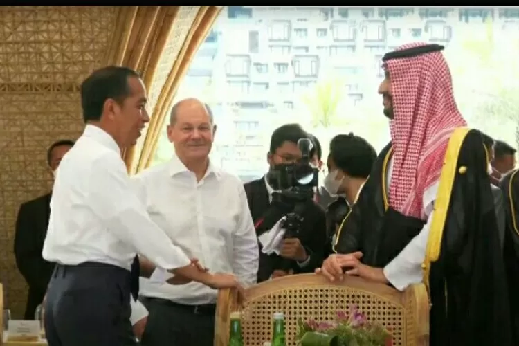 Presiden Jokowi menjamu santap siang para delegasi KTT G20 Bali.  (Humas Setkab)