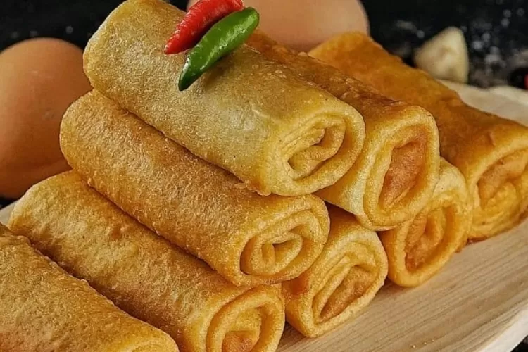 Sosis Solo Gajahan yang cocok untuk oleh-oleh usai Muktamar Muhammadiyah di Kota Solo. (Akun Instagram @sosisologajahan.)