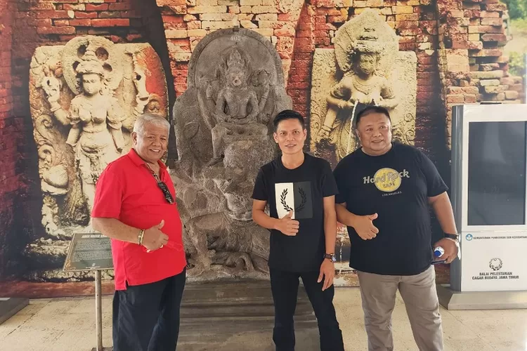 H Rachmat Hidayat (paling kiri) anggota DPR RI Dapil Lombok. (Suara Karya/Istimewa)