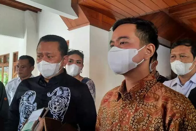 Wakil Ketua Umum Partai Golkar, Bambang Soesatyo bertemu Wali Kota Solo Gibran Rakabuming Raka (Endang Kusumastuti)