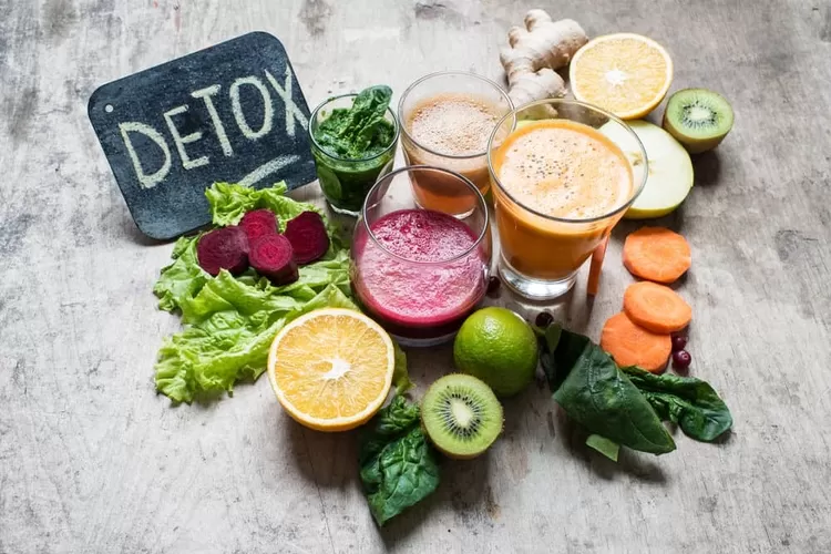 Aneka macam jenis buah untuk detox