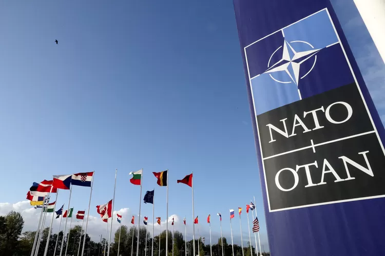 NATO (Wikipedia)