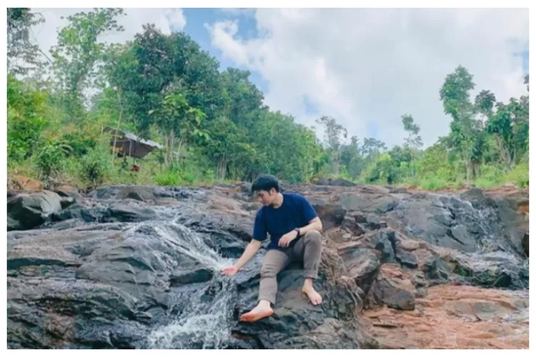 Wisata di Kalimantan Selatan, Air Terjun Janda Beranak 3 (Instagram @mnirvan)