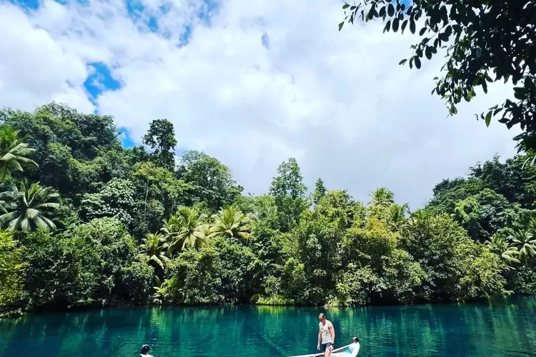 Danau Paisu Pok, wisata danau terindah di Indonesia yang berada di Sulawesi Tengah (Akun Instagram @danau_paisupok)