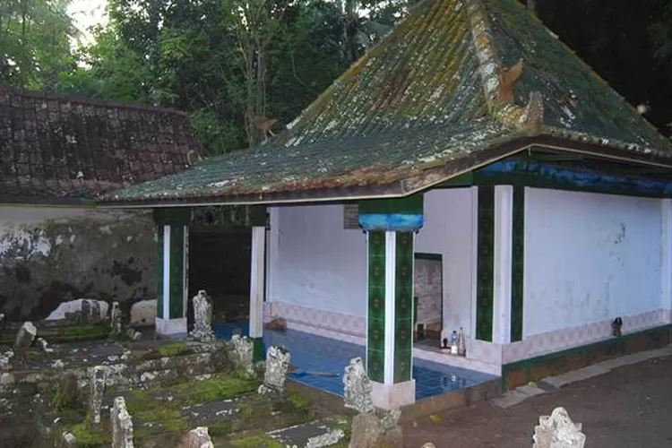 Tirakat Tiga Hari Di Makam Syekh Jangkung Kulon Progo Dapat Wangsit ...