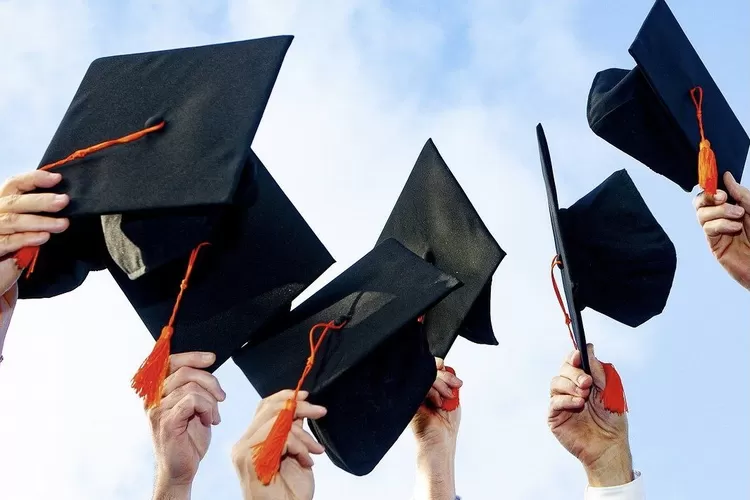 Ilustrasi. Daftar 12 beasiswa untuk kuliah ke luar negeri yang masih dibuka pendaftarannya