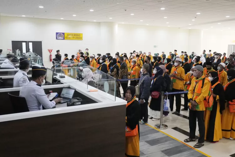 Penerbangan perdana Umrah dari Bandara Kertajati