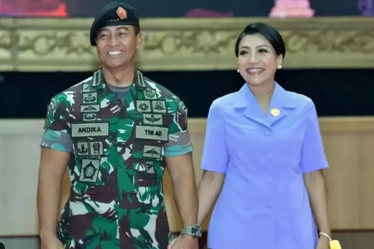 Panglima TNI, Jenderal Andika Perkasa dan istri (Tangkapan layar instagram @jenderal_andika)