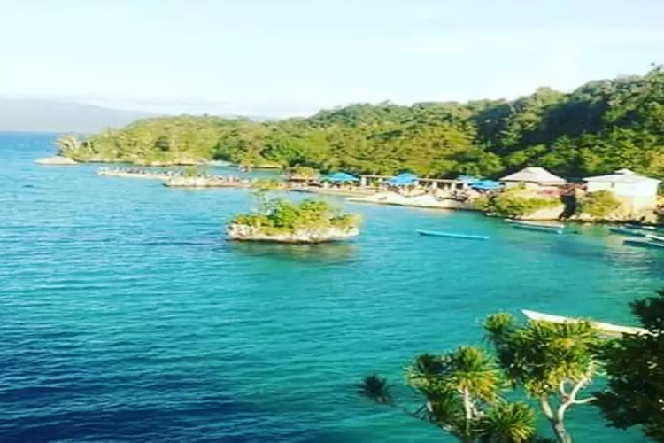 Keindahan Pantai Meleura di Kota Raha, Kabupaten Muna - Sulawesi Tenggara (Instagram pantai meleura)