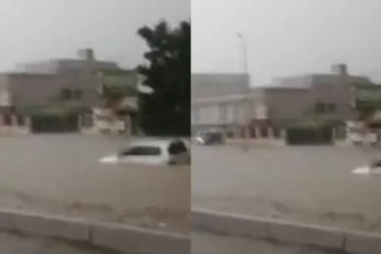 Banjir menerjang Jeddah, Arab Saudi pada Kamis, 24 November 2022. /Twitter.com/@ArabiaWeatherSA (Sumber foto/pikiran rakyat.com)