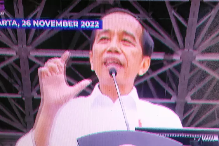 Jokowi Tunjukkan Ciri-ciri Pemimpin Penggantinya Tahun 2024 (Tangkapan layar televisi nasional)