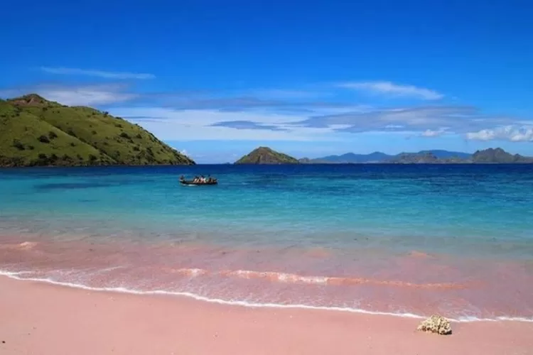 Pantai Gawu Soyo menjadi salah satu deretan destinasi wisata terbaik dan terpopuler di Pulau Nias (Instagram @putra_putri_nias_indonesia)