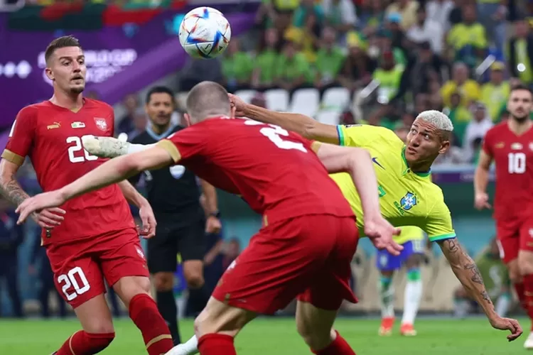 Brazil vs Swiss yang berakhir 1 - 0 untuk Brazil yang memastikan lolos ke babak 16 besar.