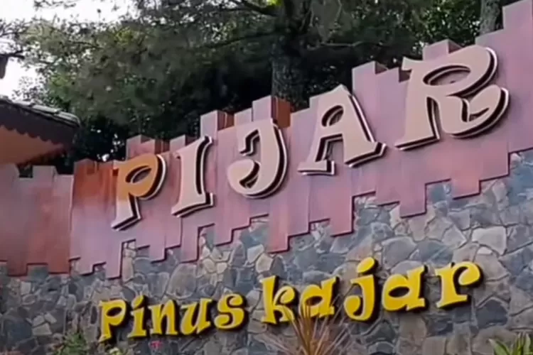 Wisata Pijar Park berlokasi di hutan pinus yang berada di Kudus (Tangkapan layar youtube Daftar Wisata)