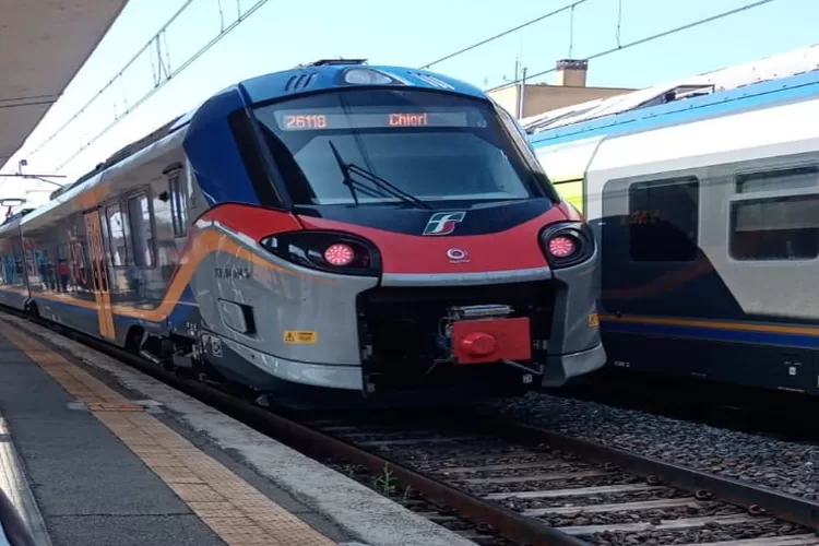 Frecciaarossa 1000, salah satu kereta api tercepat di dunia (Akun Instagram @frec_ciarossa)