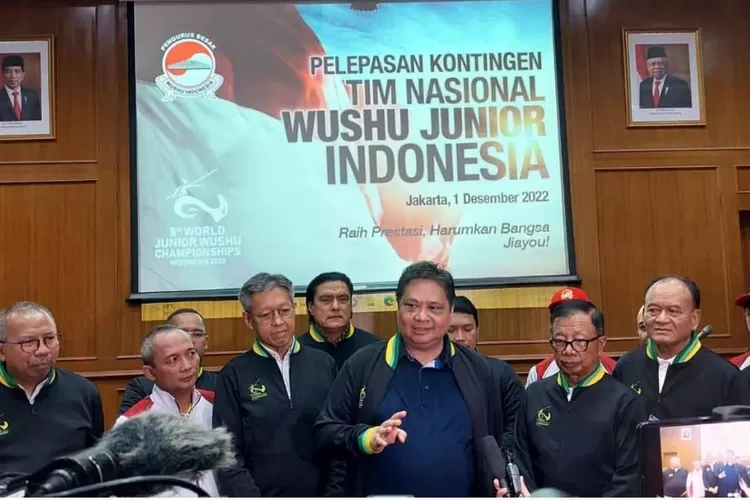 Ketua Umum Pengurus Besar Wushu Indonesia (PB WI) Airlangga Hartarto menegaskan PB WI telah menyiapkan atlet-atlet terbaiknya untuk ke depannya bisa bertanding di Olimpiade 2032 (AG Sofyan )
