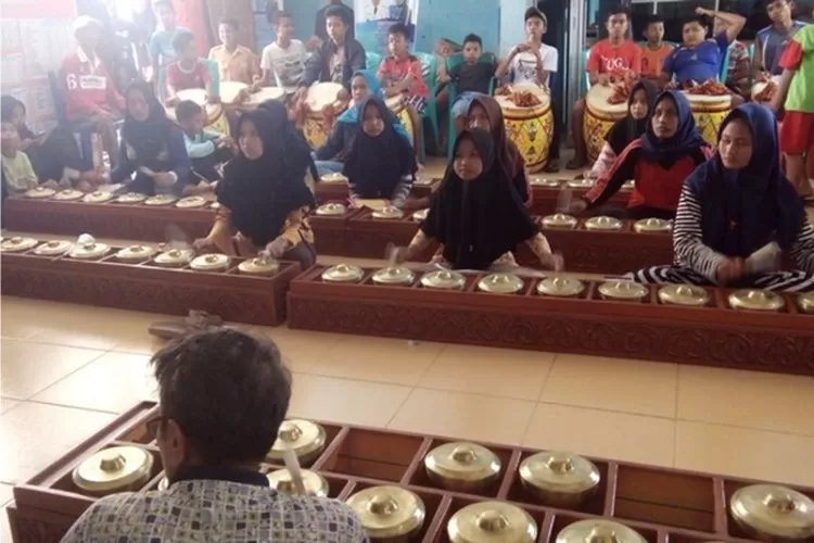 Inilah talempong, alat musik tradisional Minangkabau, Sumatera Barat (HarianHaluan)